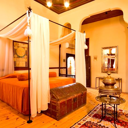 Alp Pasa Hotel - Special Class Antália Quarto foto